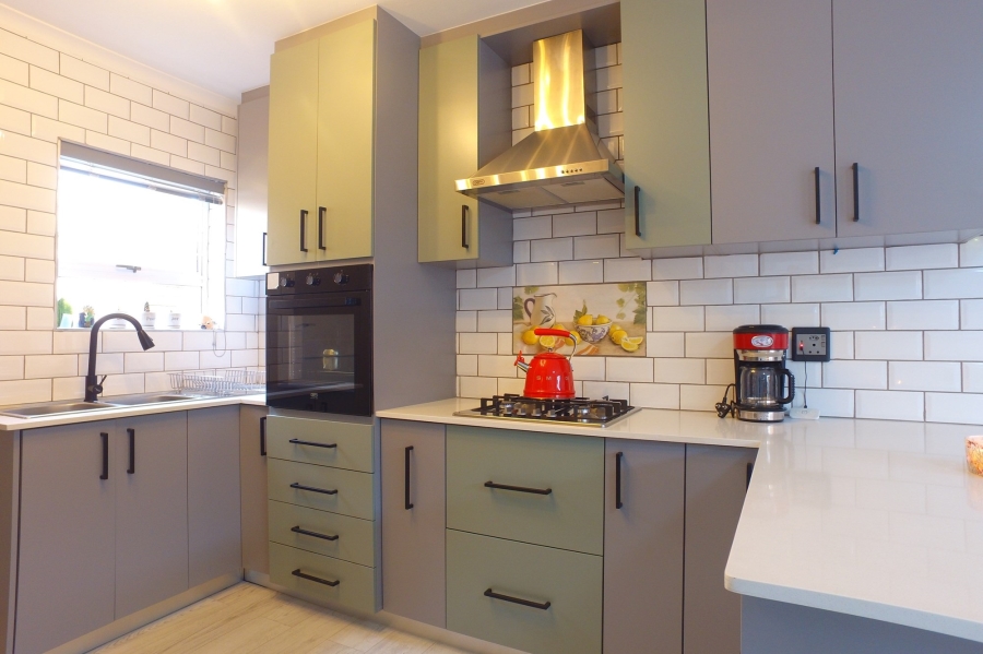 3 Bedroom Property for Sale in Hunters Creek Western Cape